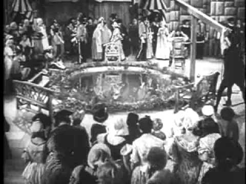 December 14, 1934… Laurel And Hardy’s ‘Babes In Toyland’ Debuts