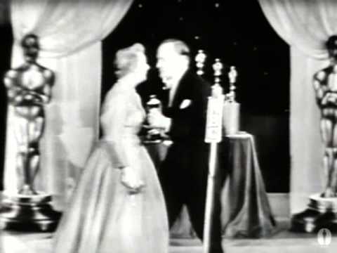 TeleTales  #86…The First Televised Oscars And “Gown Trip”