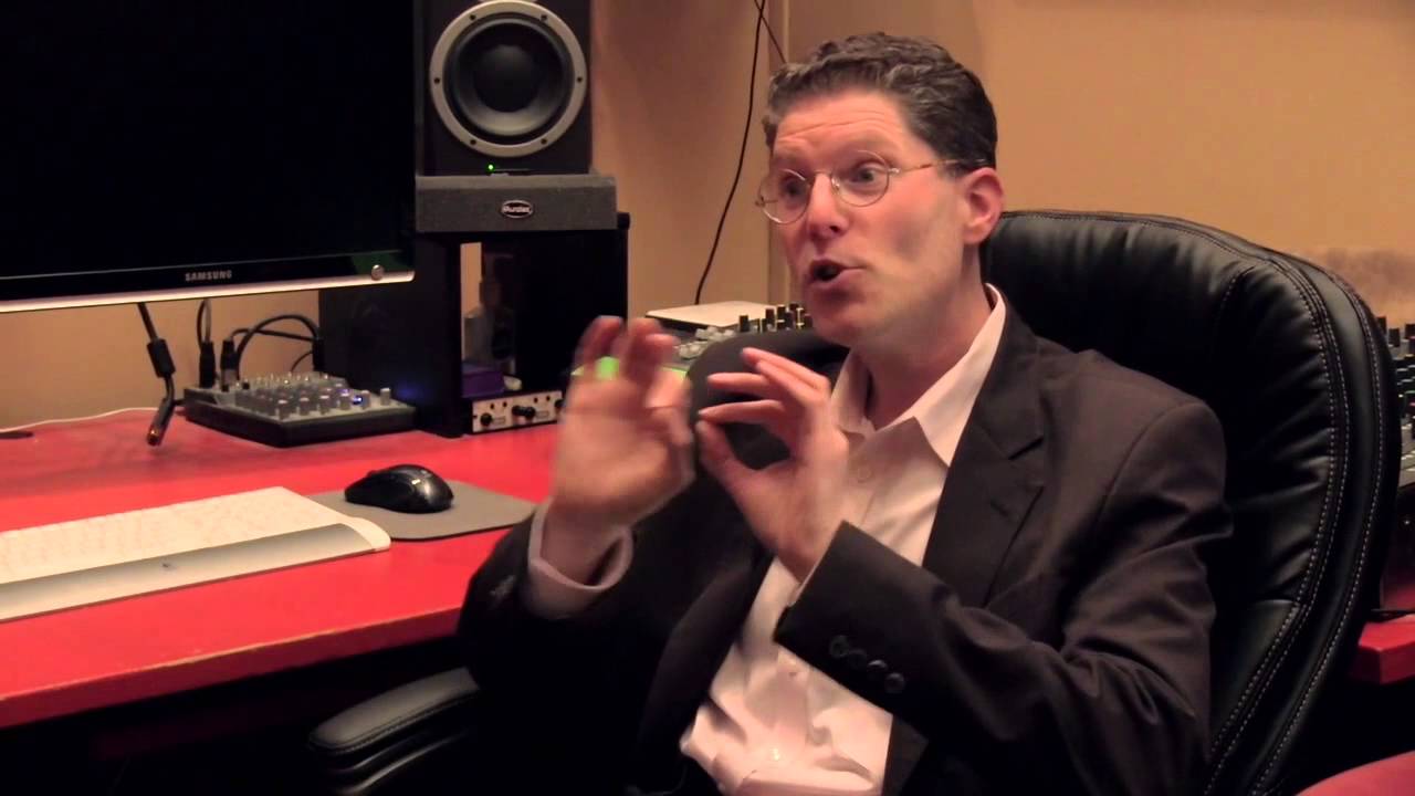 The Secret To Voicing ‘Porky Pig’ In 30 Seconds…Amazing!